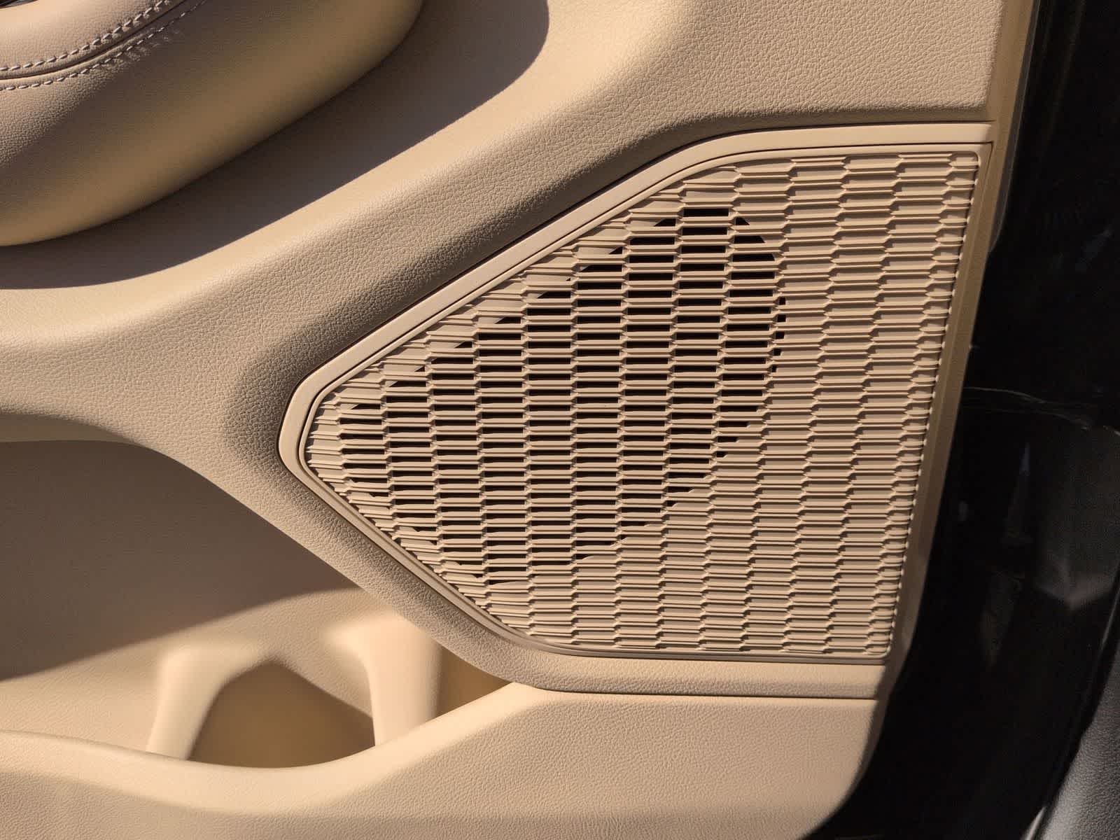 Thumbnail: 2025 Jeep Grand Cherokee L - 29