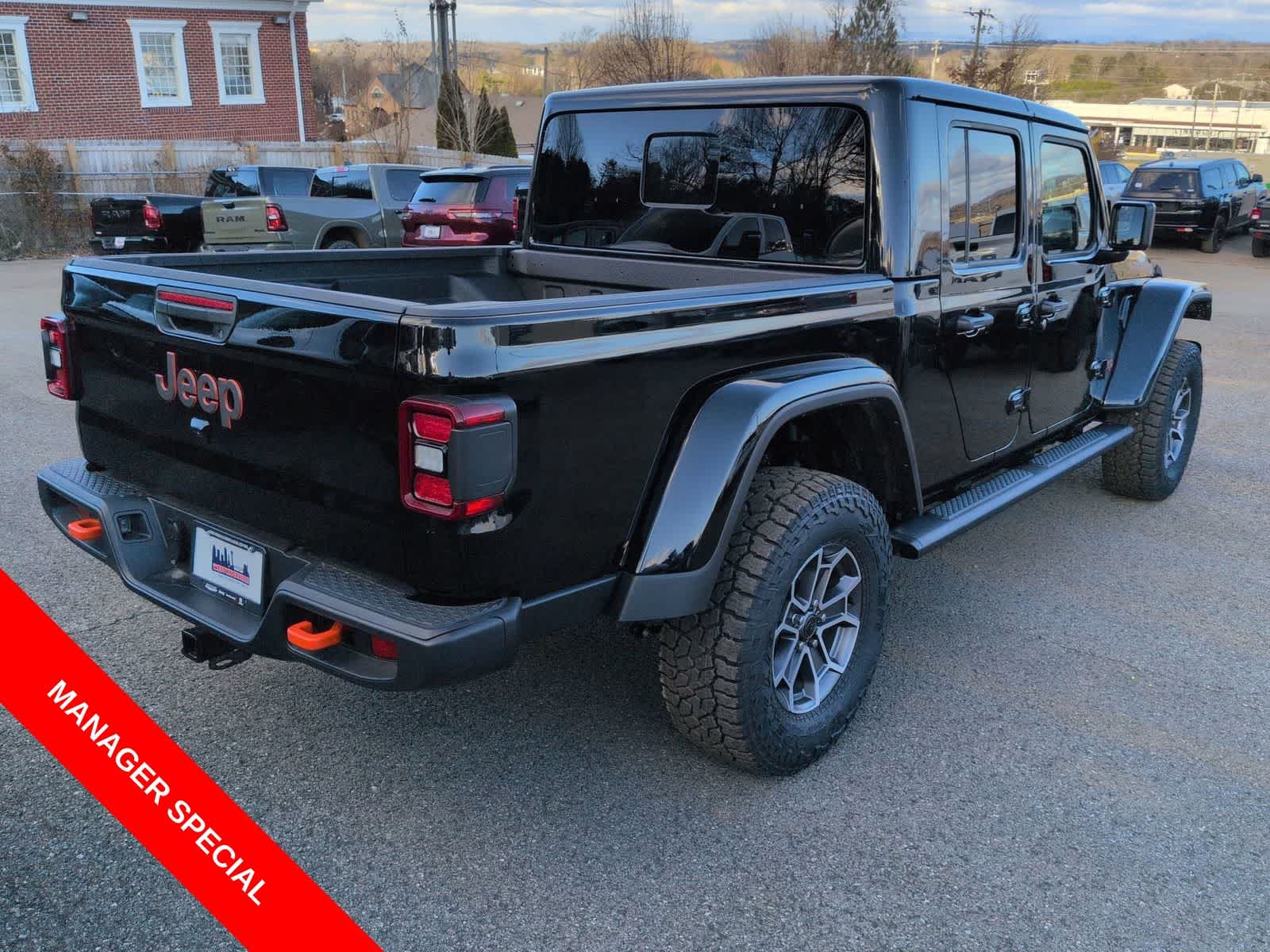 Thumbnail: 2026 Jeep Gladiator - 8