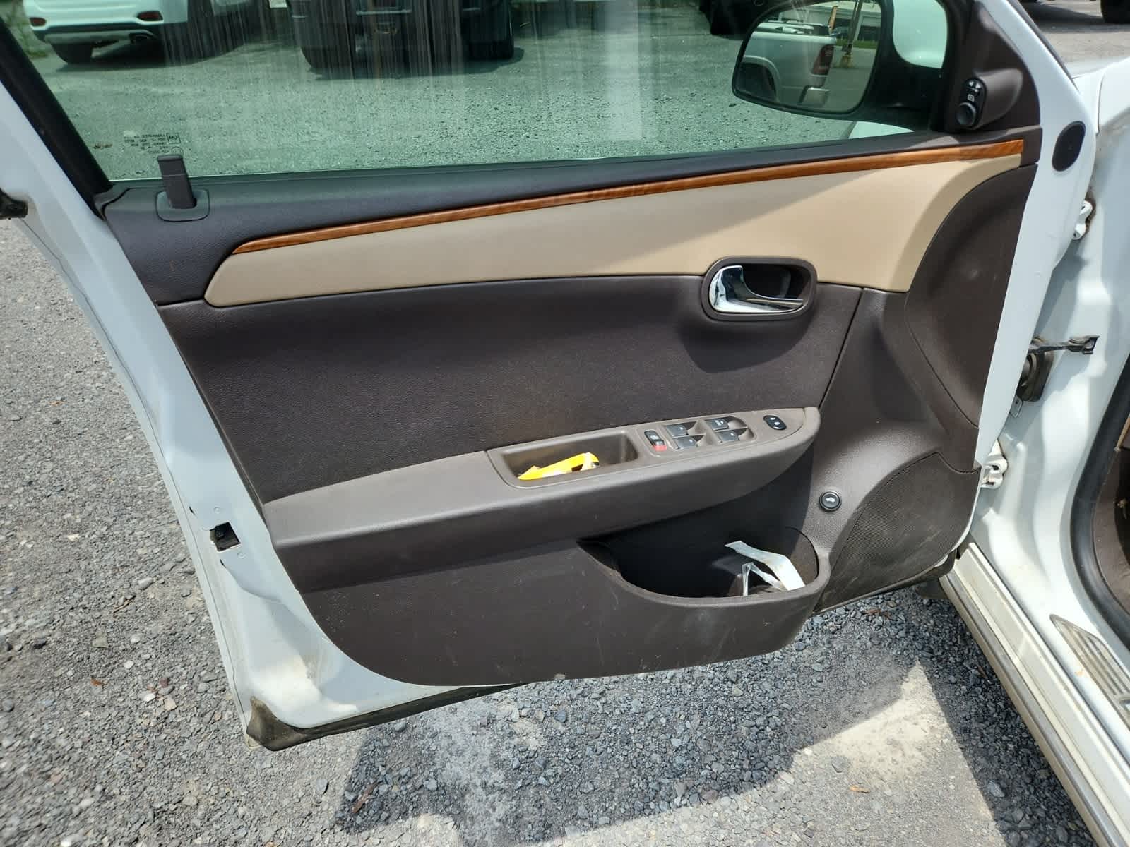2009 Chevrolet Malibu LT 16