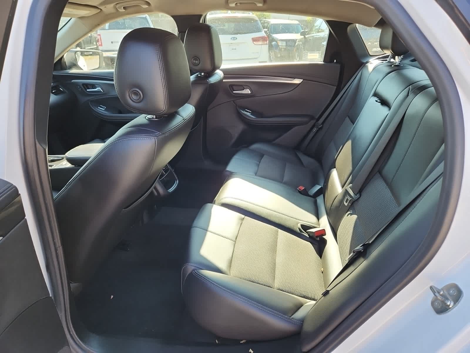 Thumbnail: 2017 Chevrolet Impala - 26