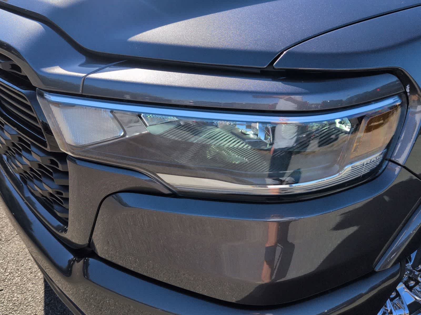 Thumbnail: 2026 RAM 1500 - 11