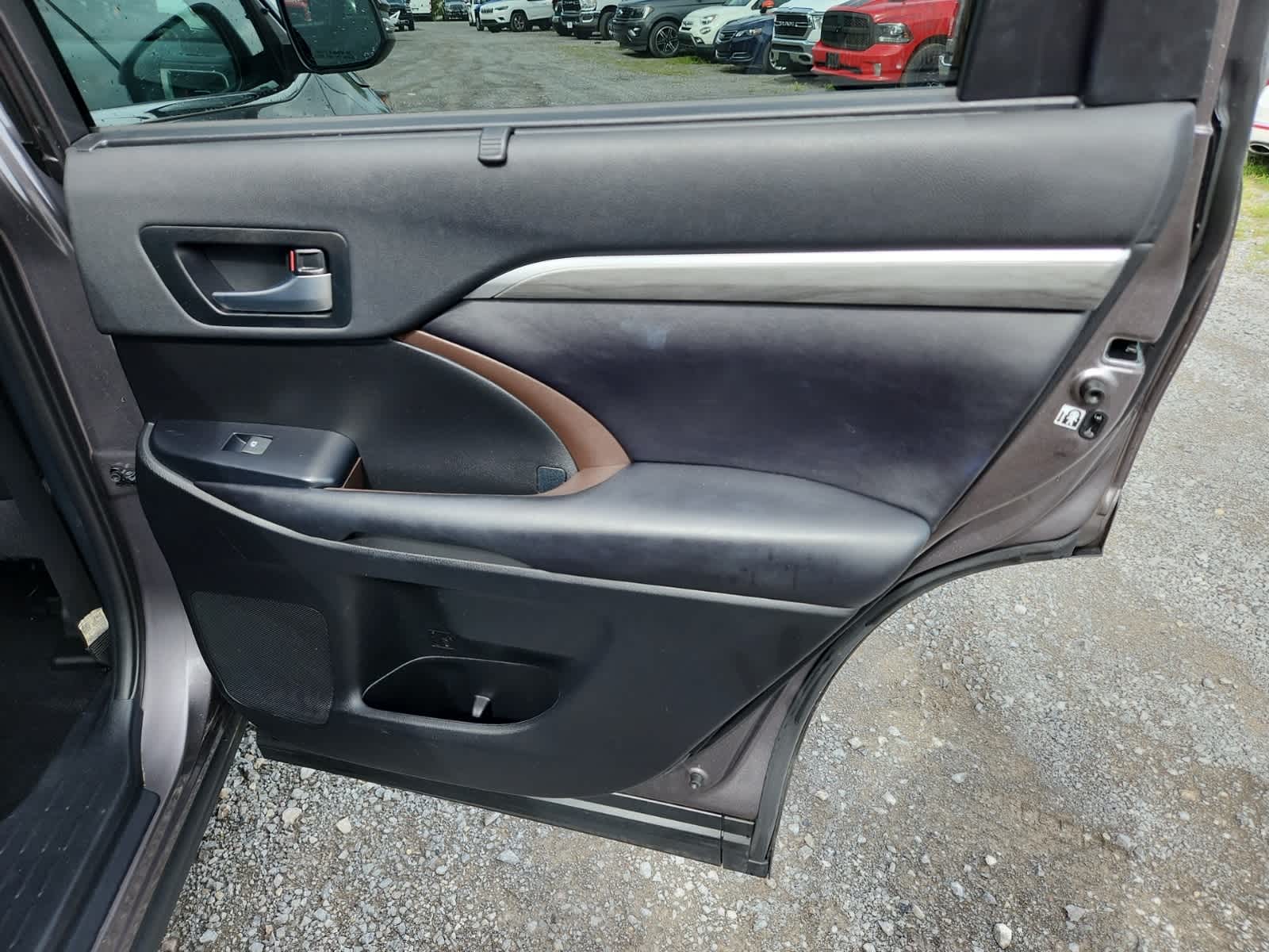 Thumbnail: 2019 Toyota Highlander - 24