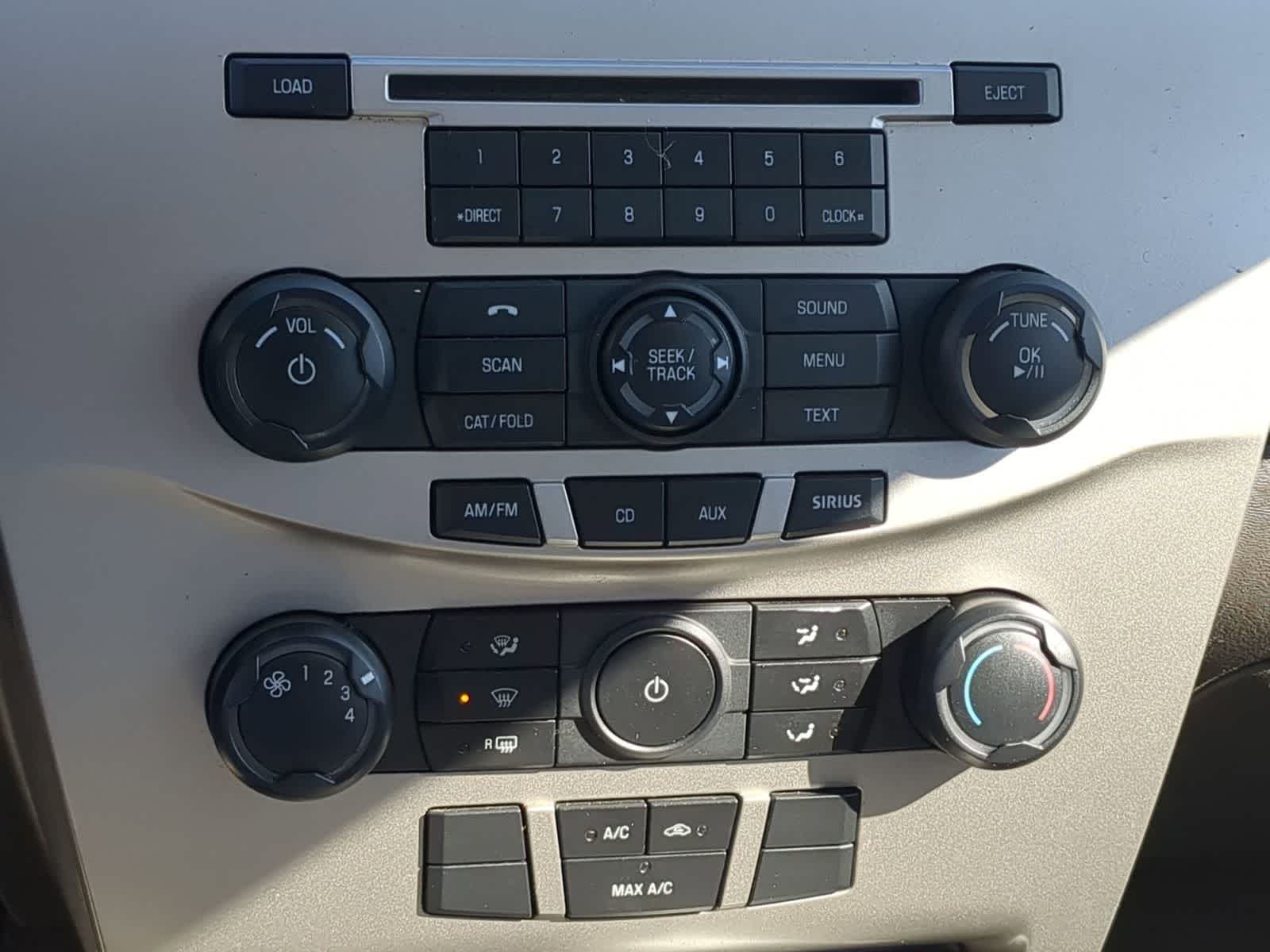 Thumbnail: 2008 Ford Focus - 27
