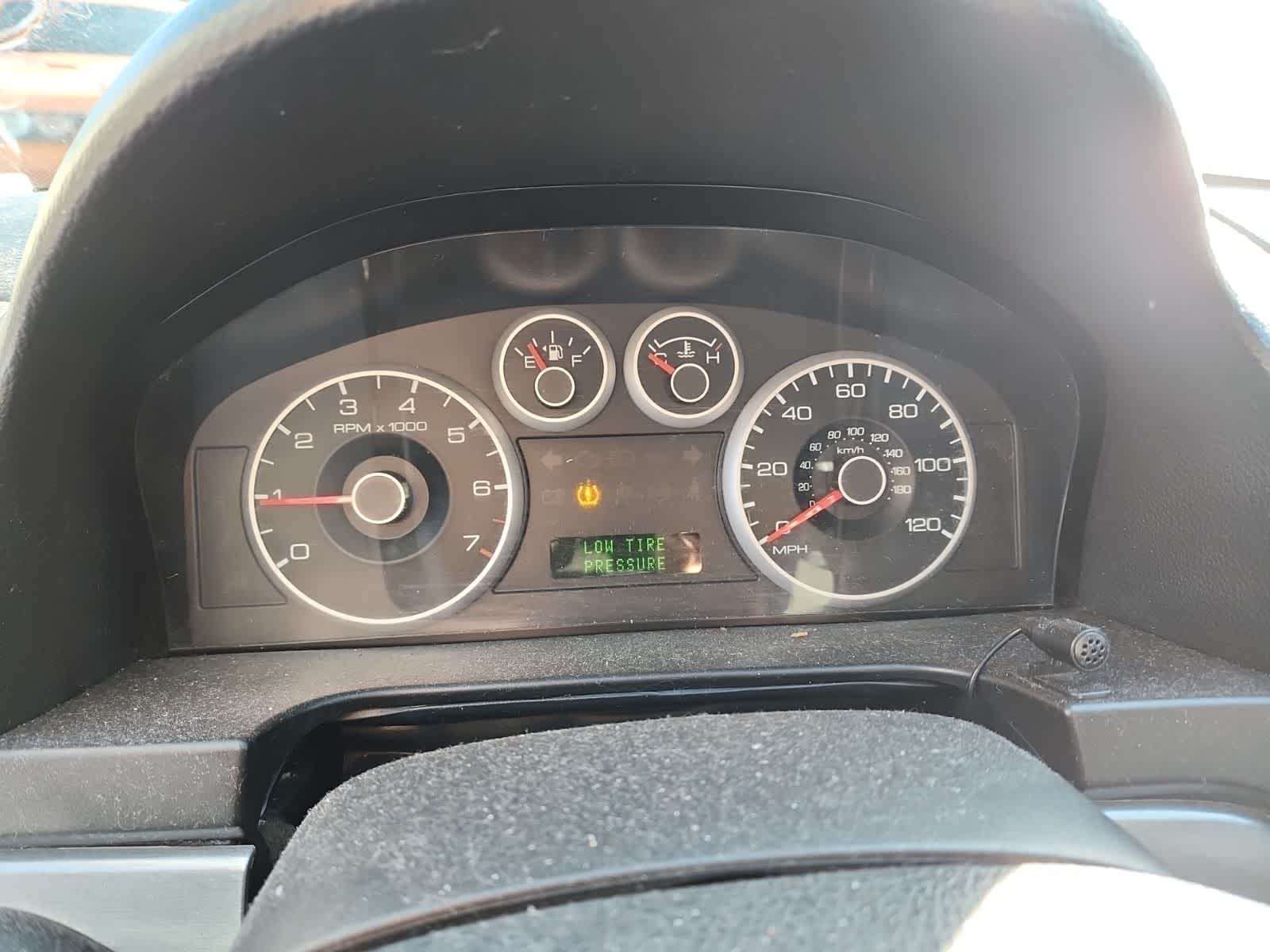 Thumbnail: 2009 Ford Fusion - 9