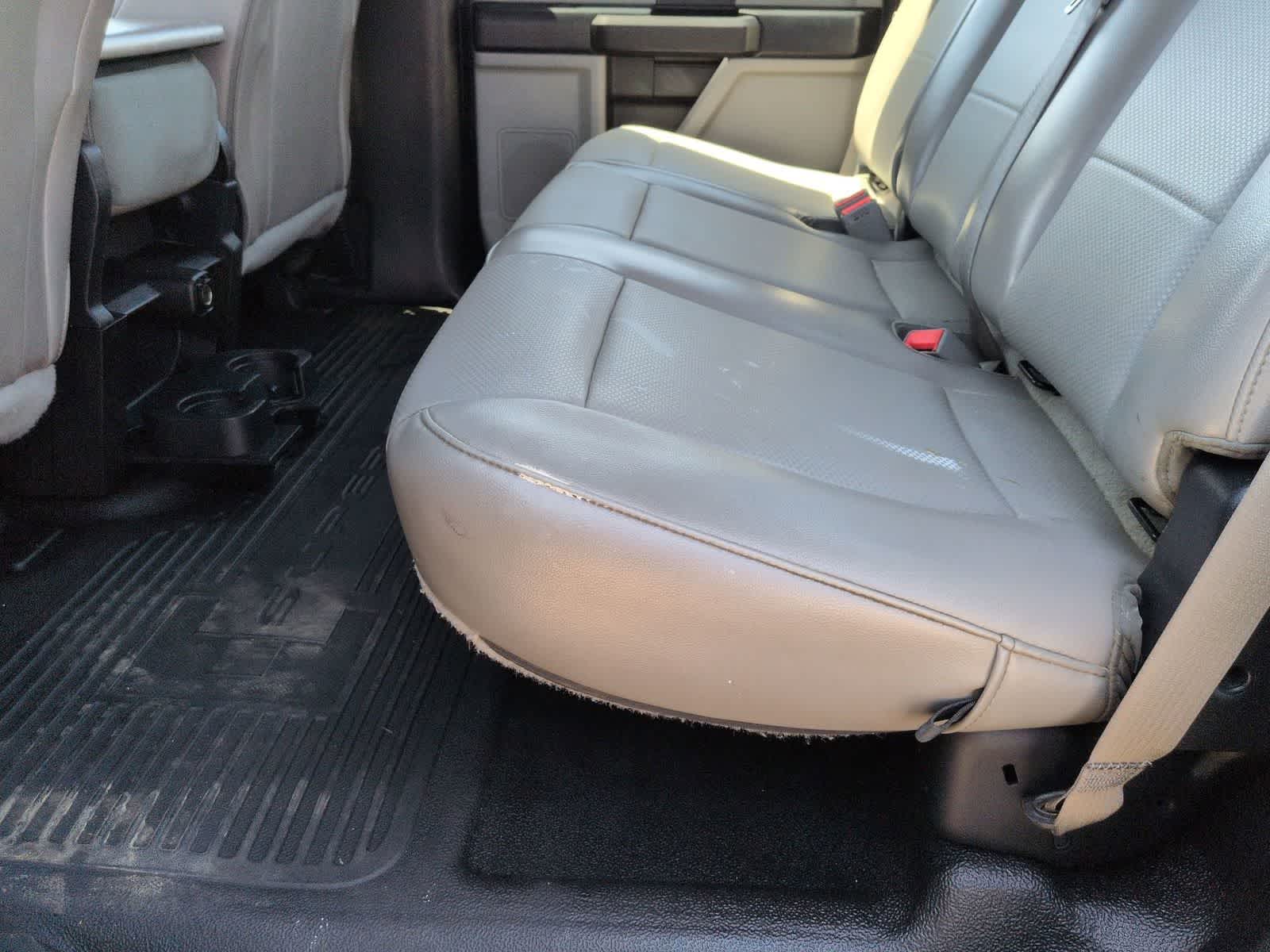 Thumbnail: 2019 Ford Econoline - 18