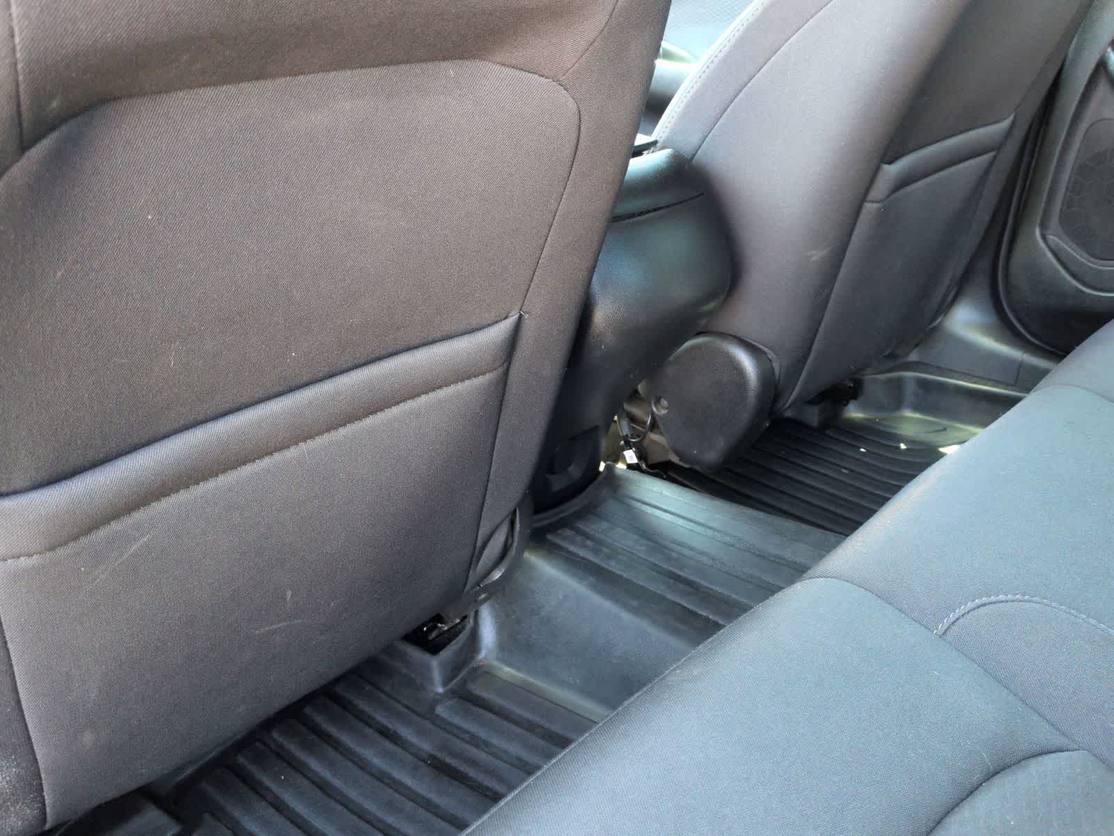 Thumbnail: 2021 Chevrolet Malibu - 17