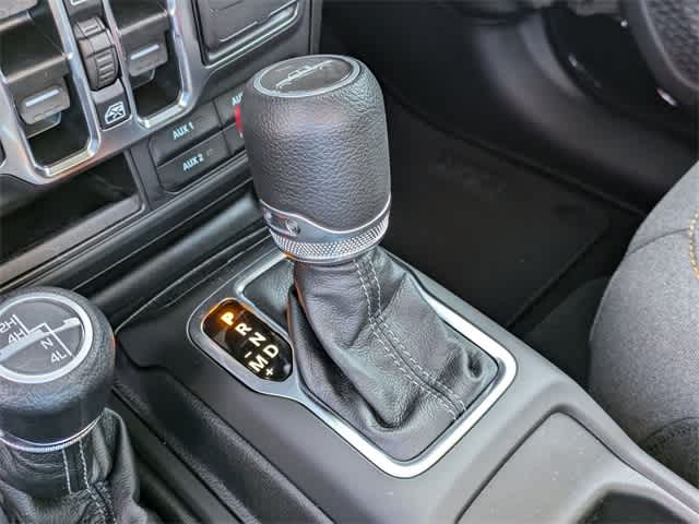 Thumbnail: 2025 Jeep Wrangler - 32