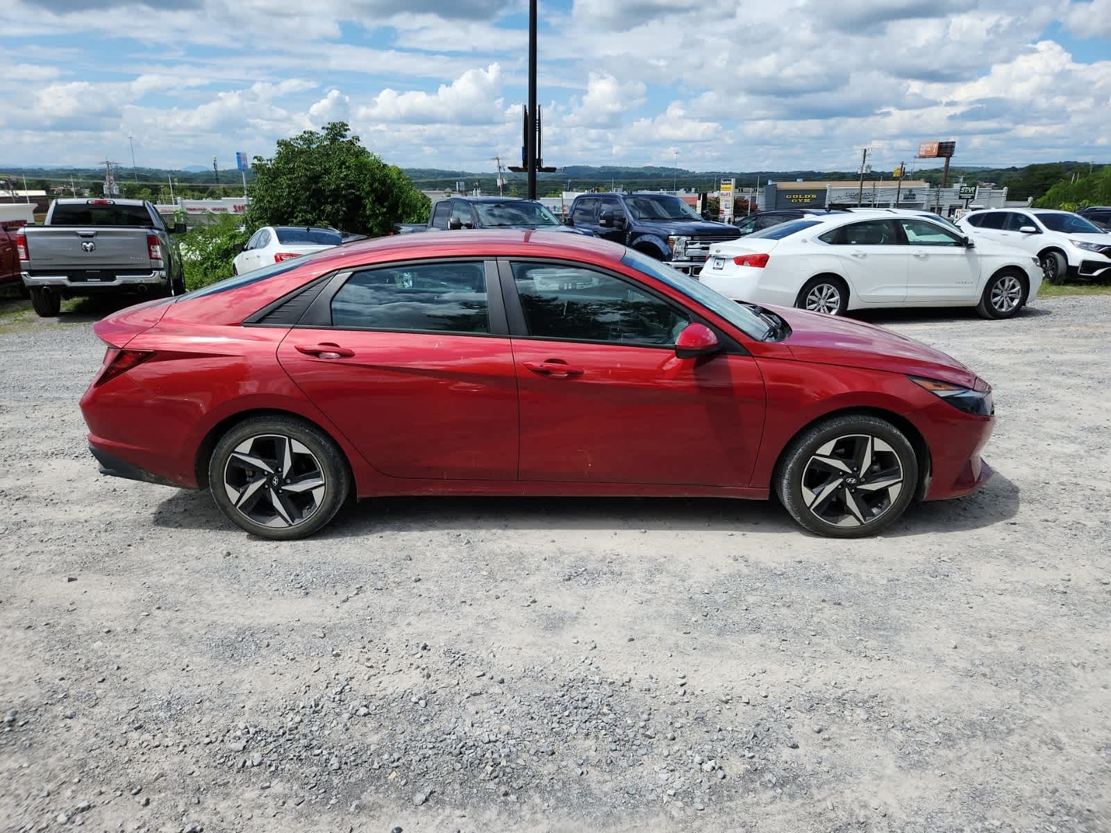 Thumbnail: 2023 Hyundai Elantra - 6