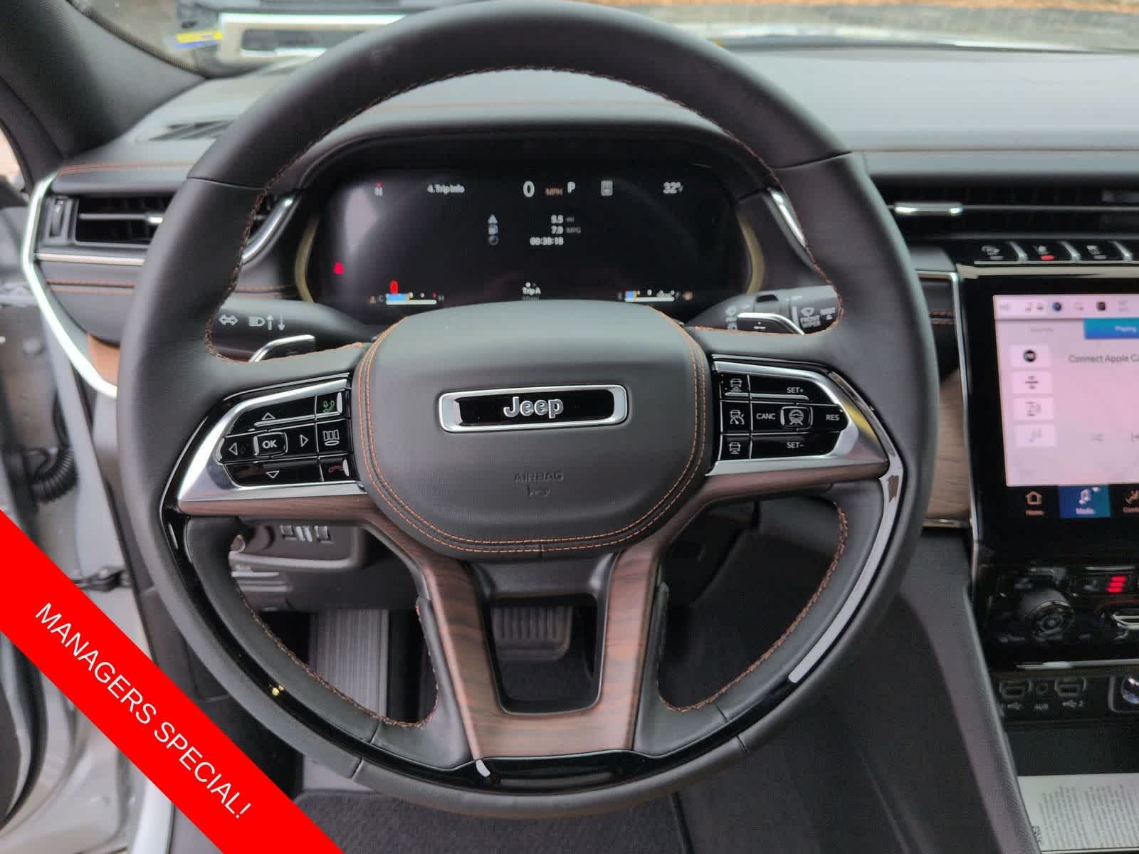 Thumbnail: 2025 Jeep Grand Cherokee - 20