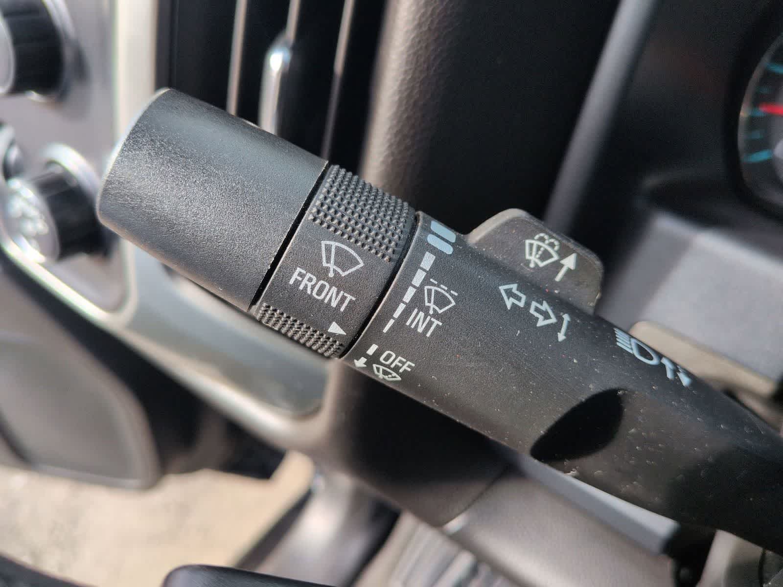 Thumbnail: 2019 Chevrolet Silverado 1500 - 25