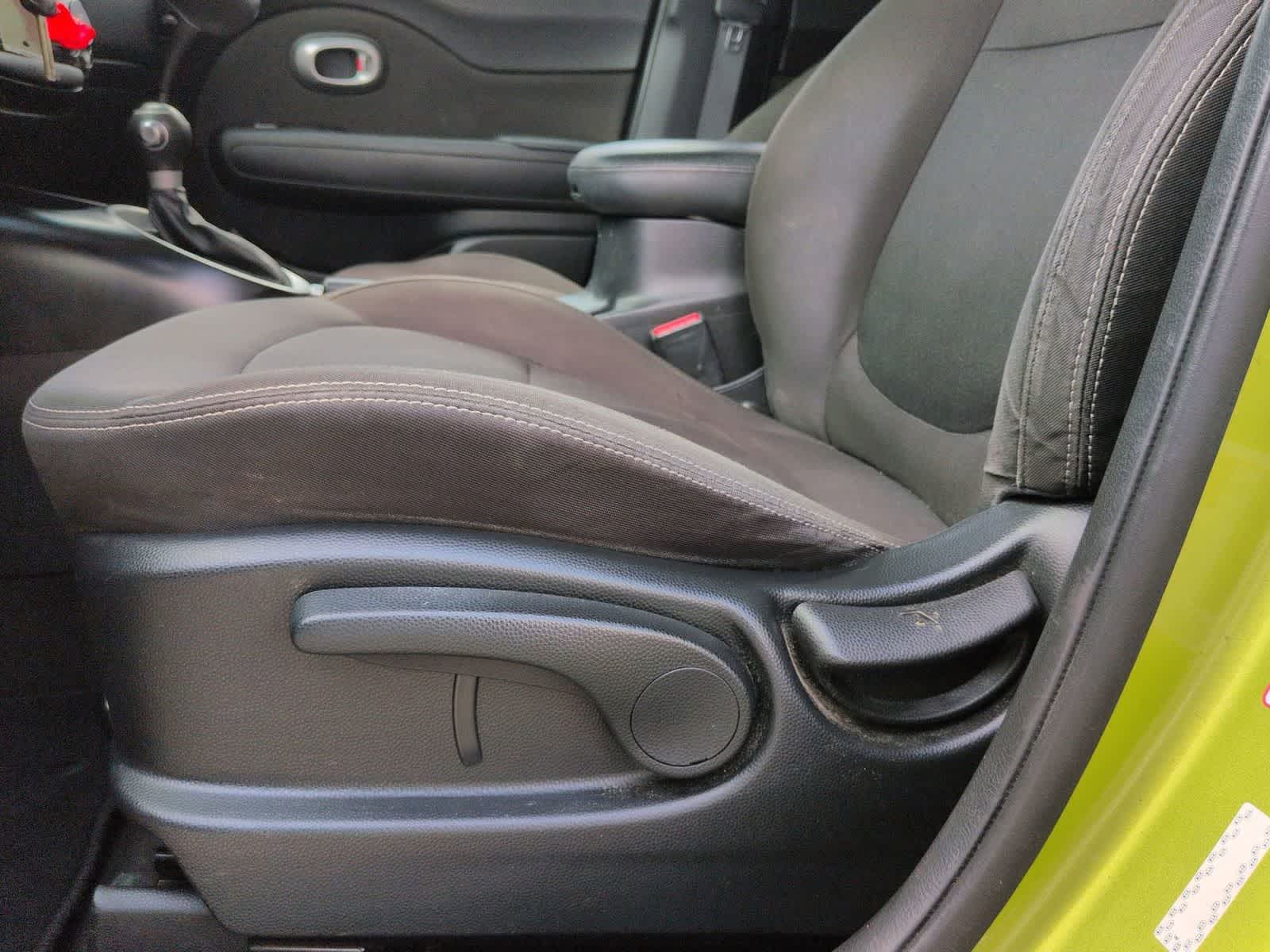 Thumbnail: 2018 Kia Soul - 15