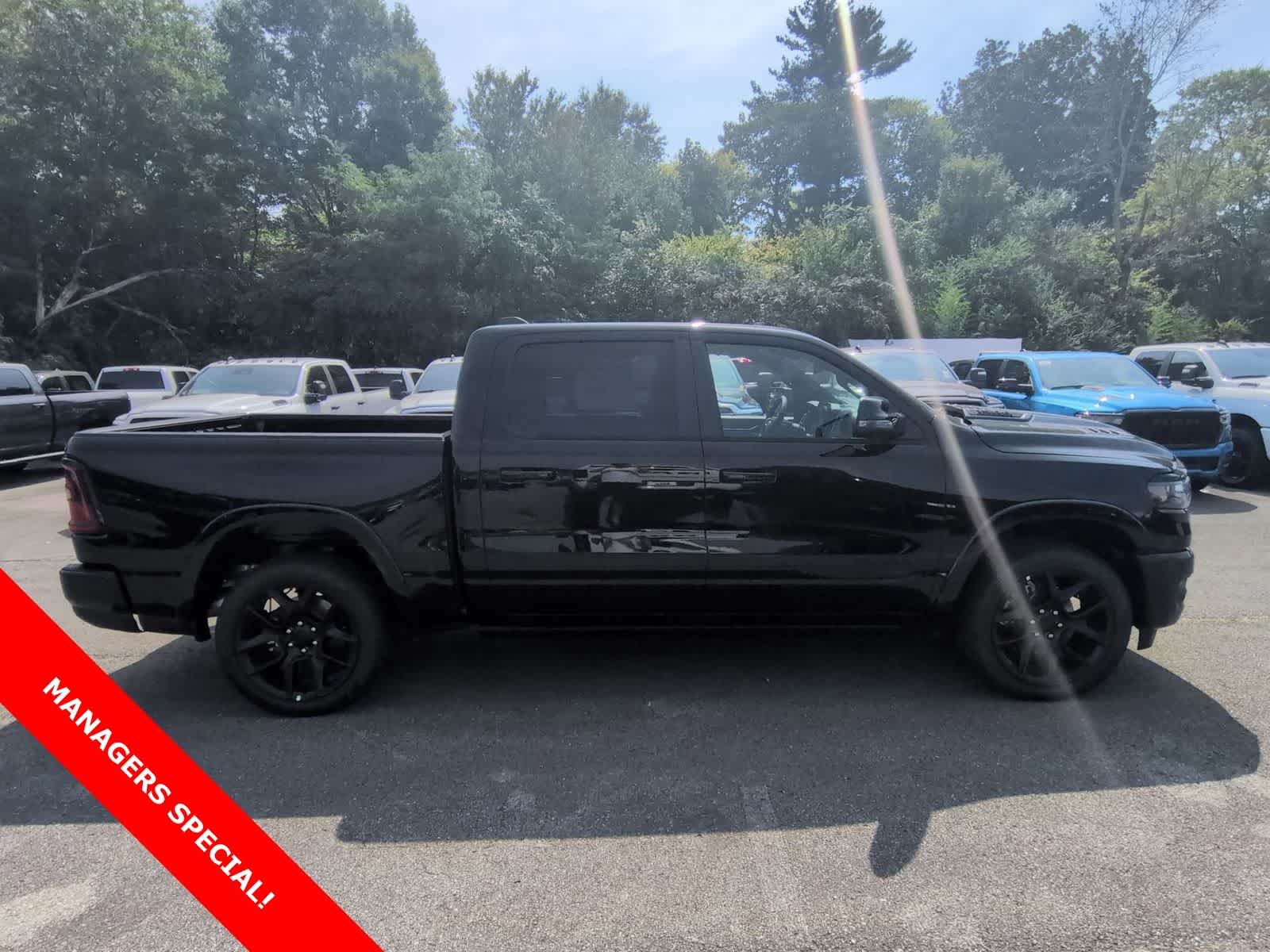 Thumbnail: 2026 RAM 1500 - 9