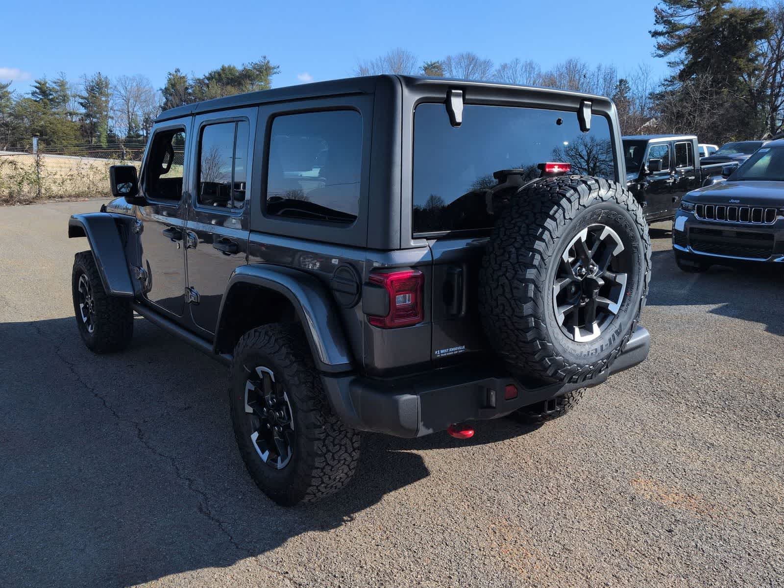Thumbnail: 2026 Jeep Wrangler - 6
