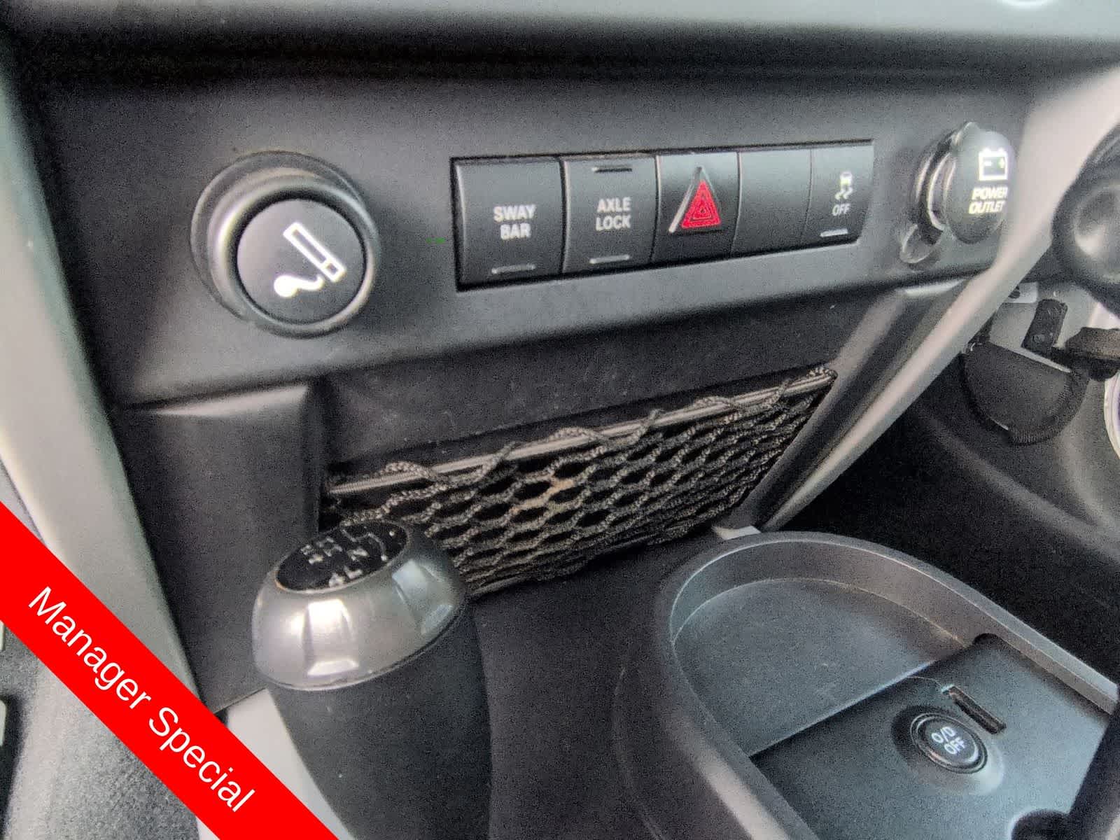 Thumbnail: 2010 Jeep Wrangler - 27