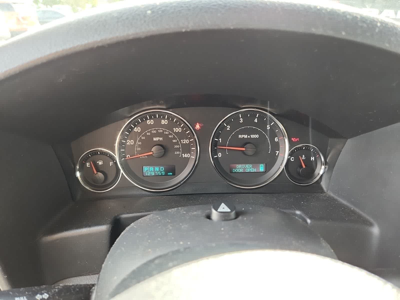 Thumbnail: 2007 Jeep Commander - 9