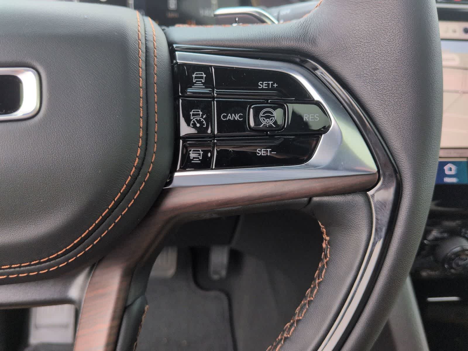 Thumbnail: 2025 Jeep Grand Cherokee - 23