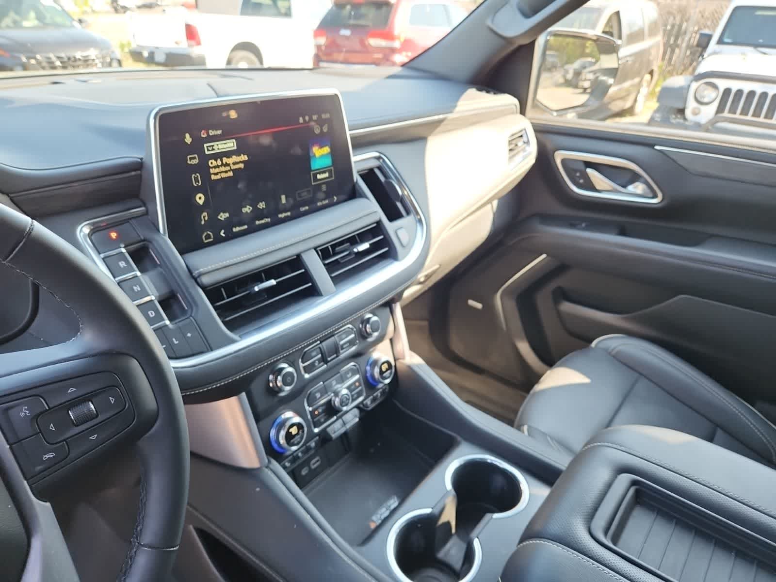 Thumbnail: 2023 GMC Yukon - 10