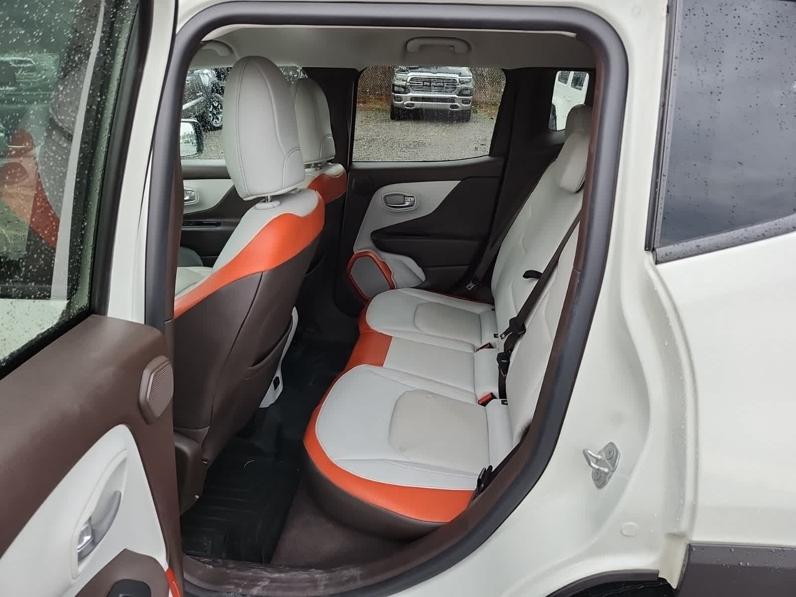 Thumbnail: 2015 Jeep Renegade - 26