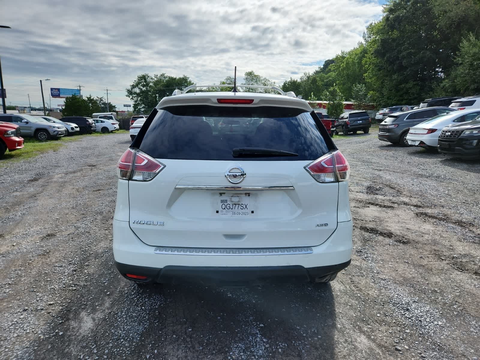 Thumbnail: 2016 Nissan Rogue - 4