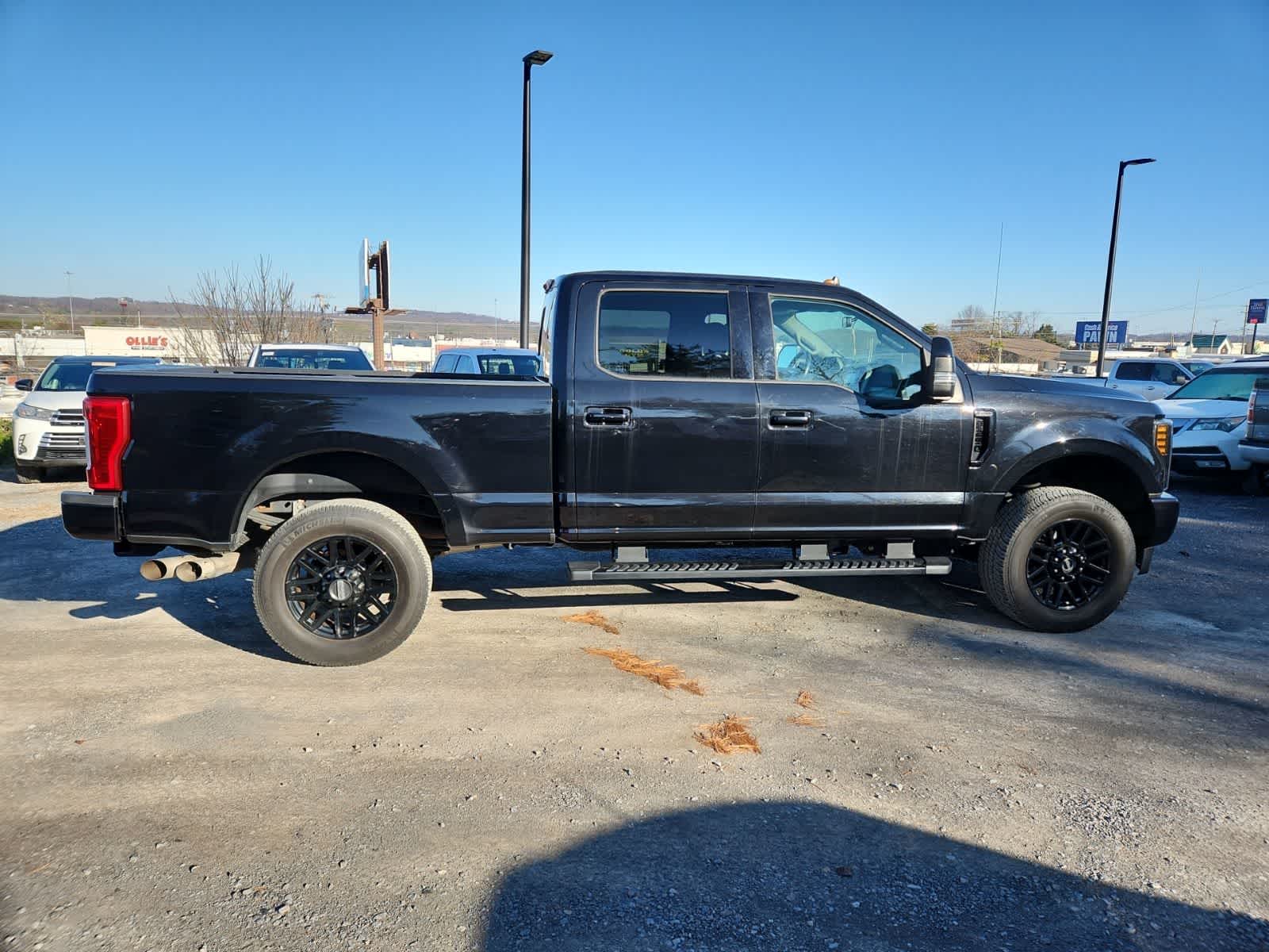 Thumbnail: 2019 Ford Econoline - 6