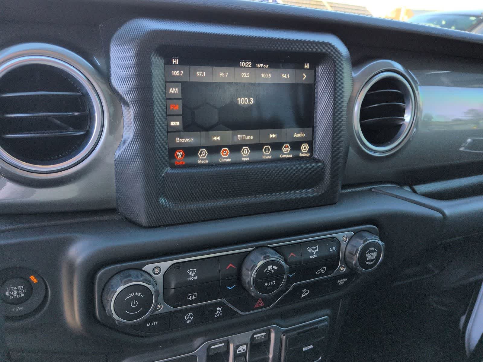 Thumbnail: 2018 Jeep Wrangler - 26