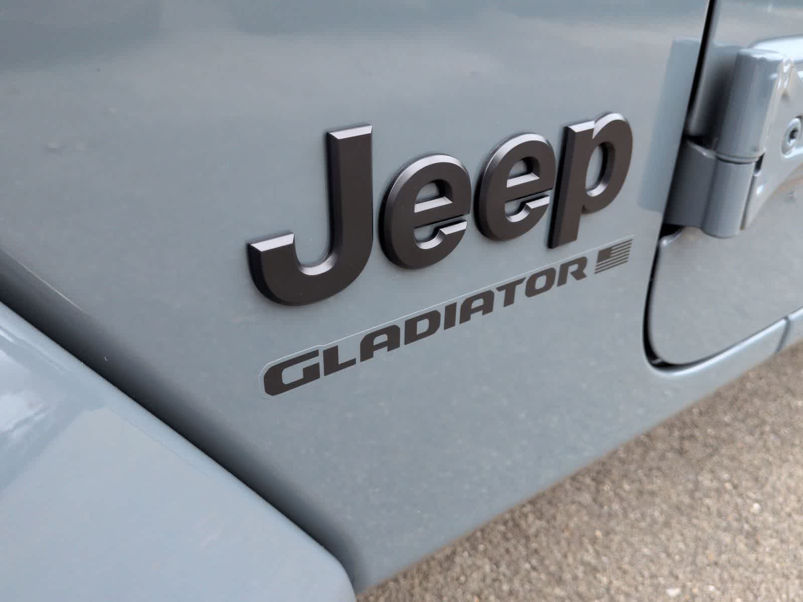 Thumbnail: 2026 Jeep Gladiator - 12