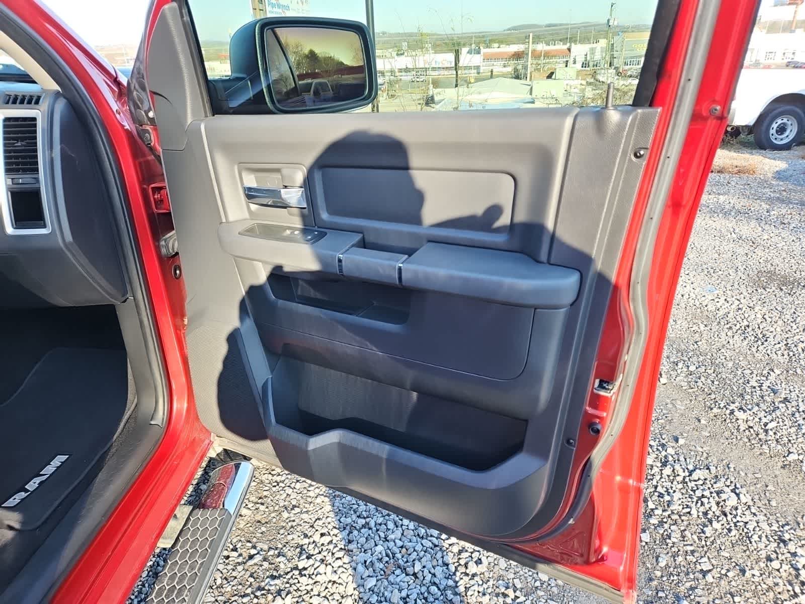 Thumbnail: 2010 Dodge Ram 1500 - 22