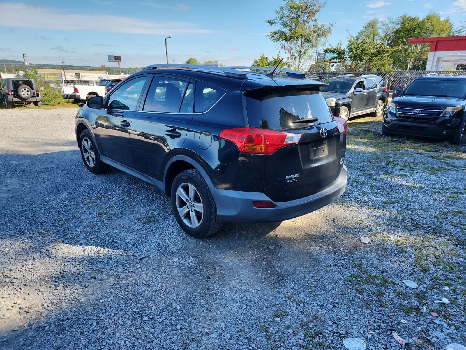 Thumbnail: 2015 Toyota RAV4 - 3