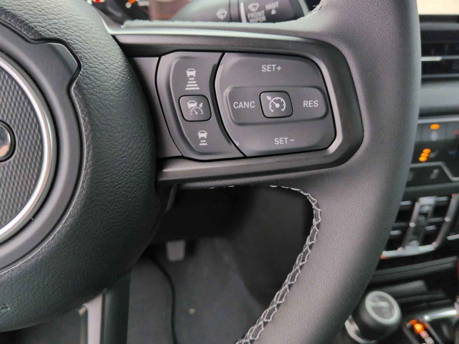 Thumbnail: 2026 Jeep Gladiator - 23