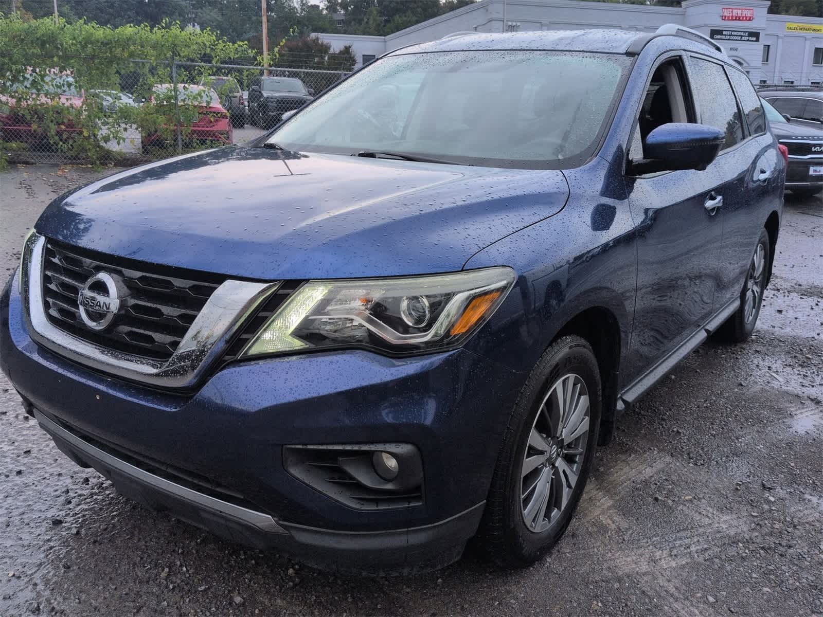 Thumbnail: 2020 Nissan Pathfinder - 4
