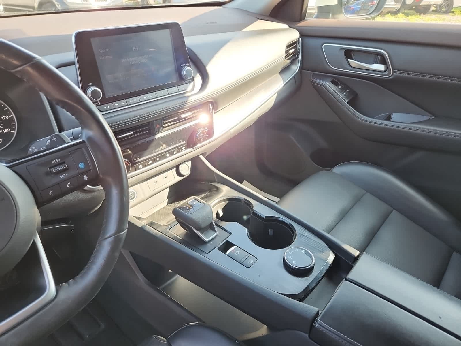 Thumbnail: 2021 Nissan Rogue - 10