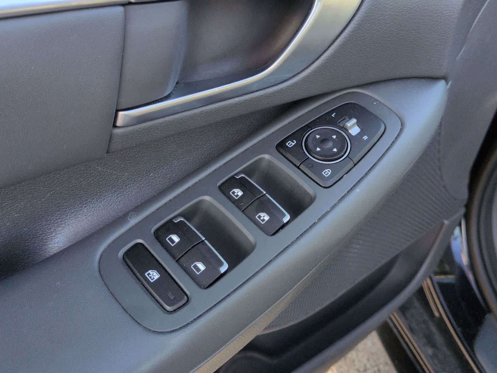 Thumbnail: 2020 Hyundai Sonata - 17