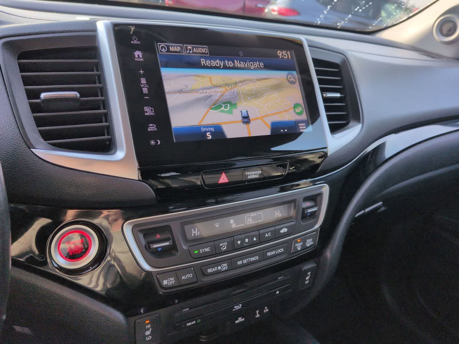 Thumbnail: 2018 Honda Pilot - 27