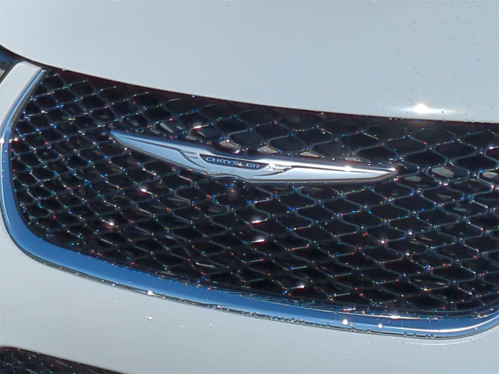 Thumbnail: 2025 Chrysler Pacifica - 12