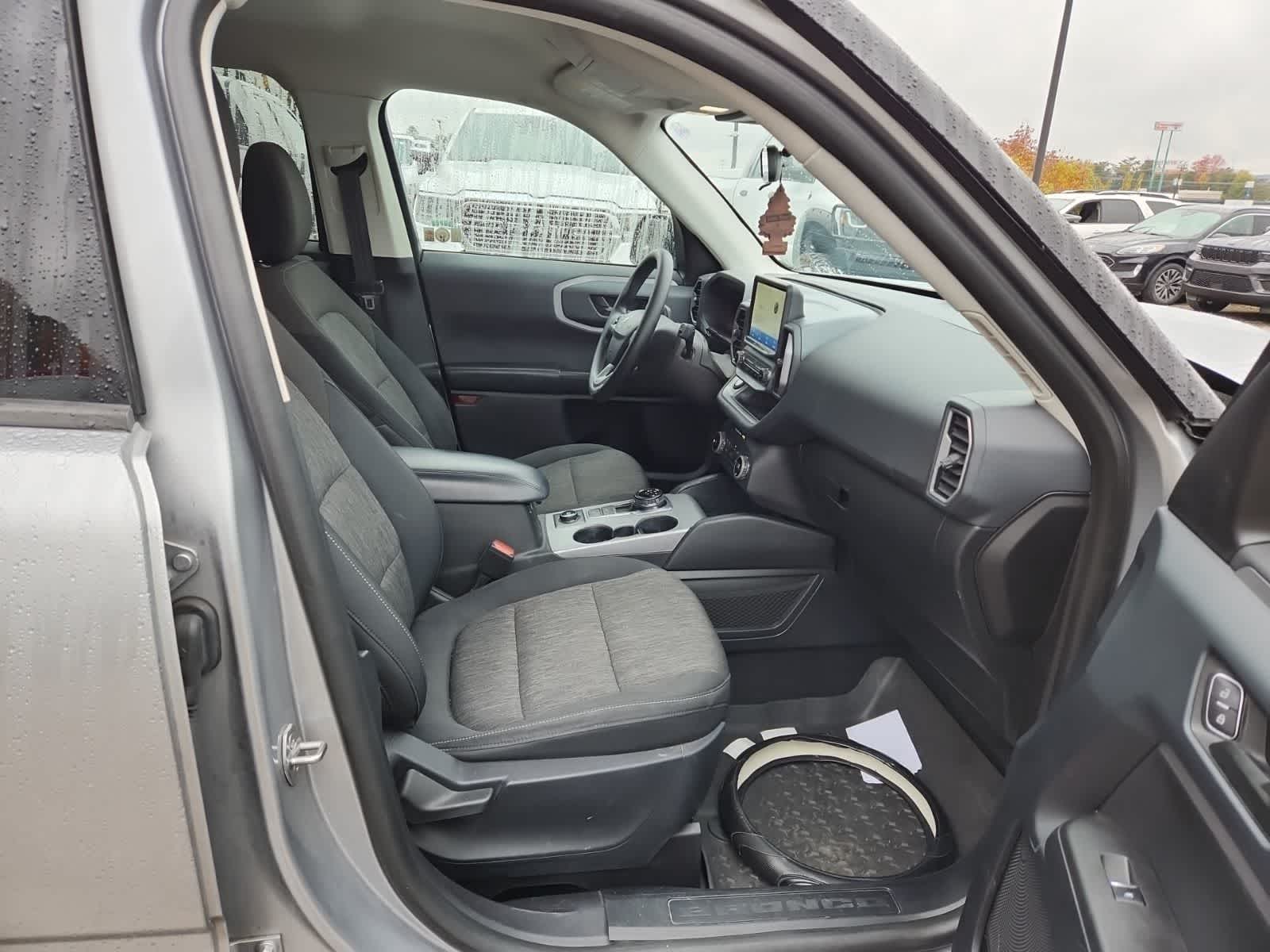 Thumbnail: 2021 Ford Bronco Sport - 21