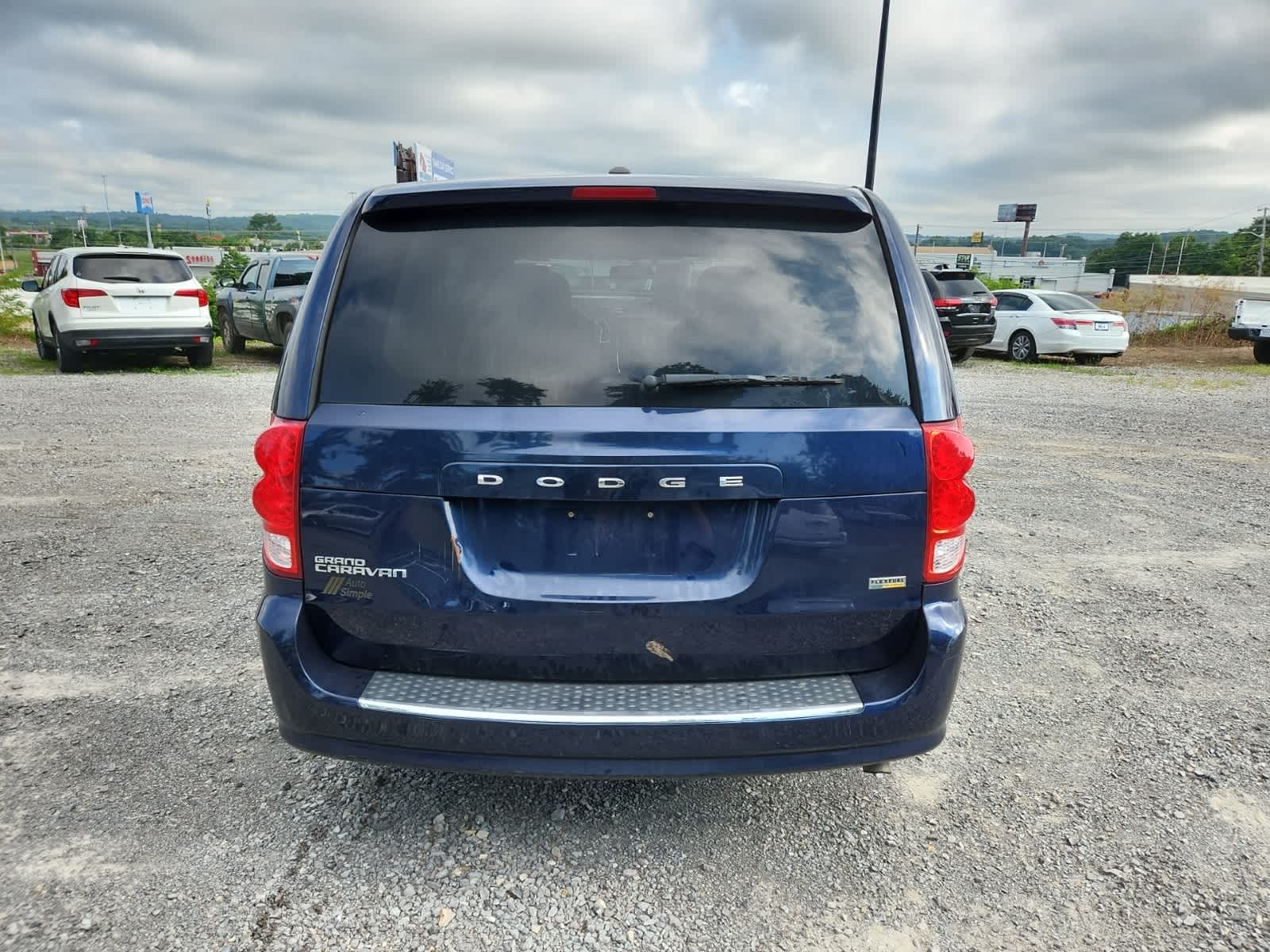 Thumbnail: 2017 Dodge Grand Caravan - 4