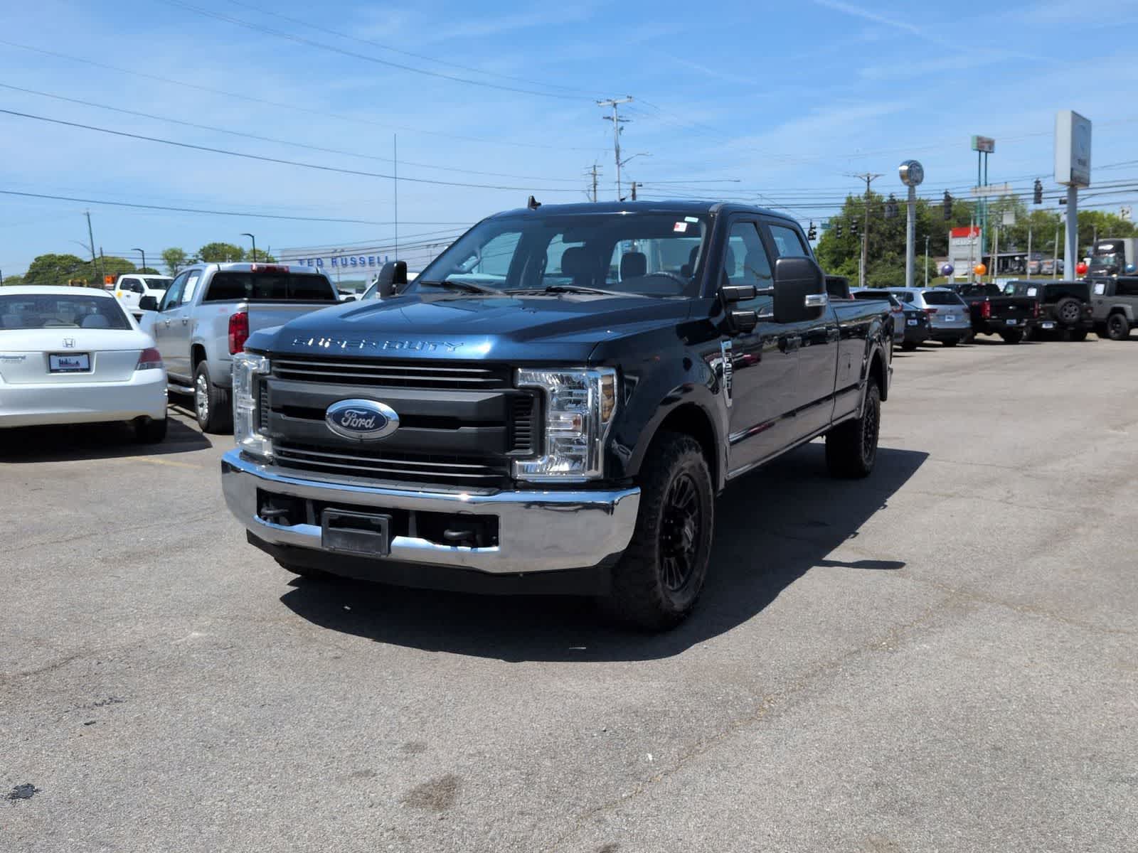 Thumbnail: 2019 Ford Econoline - 4