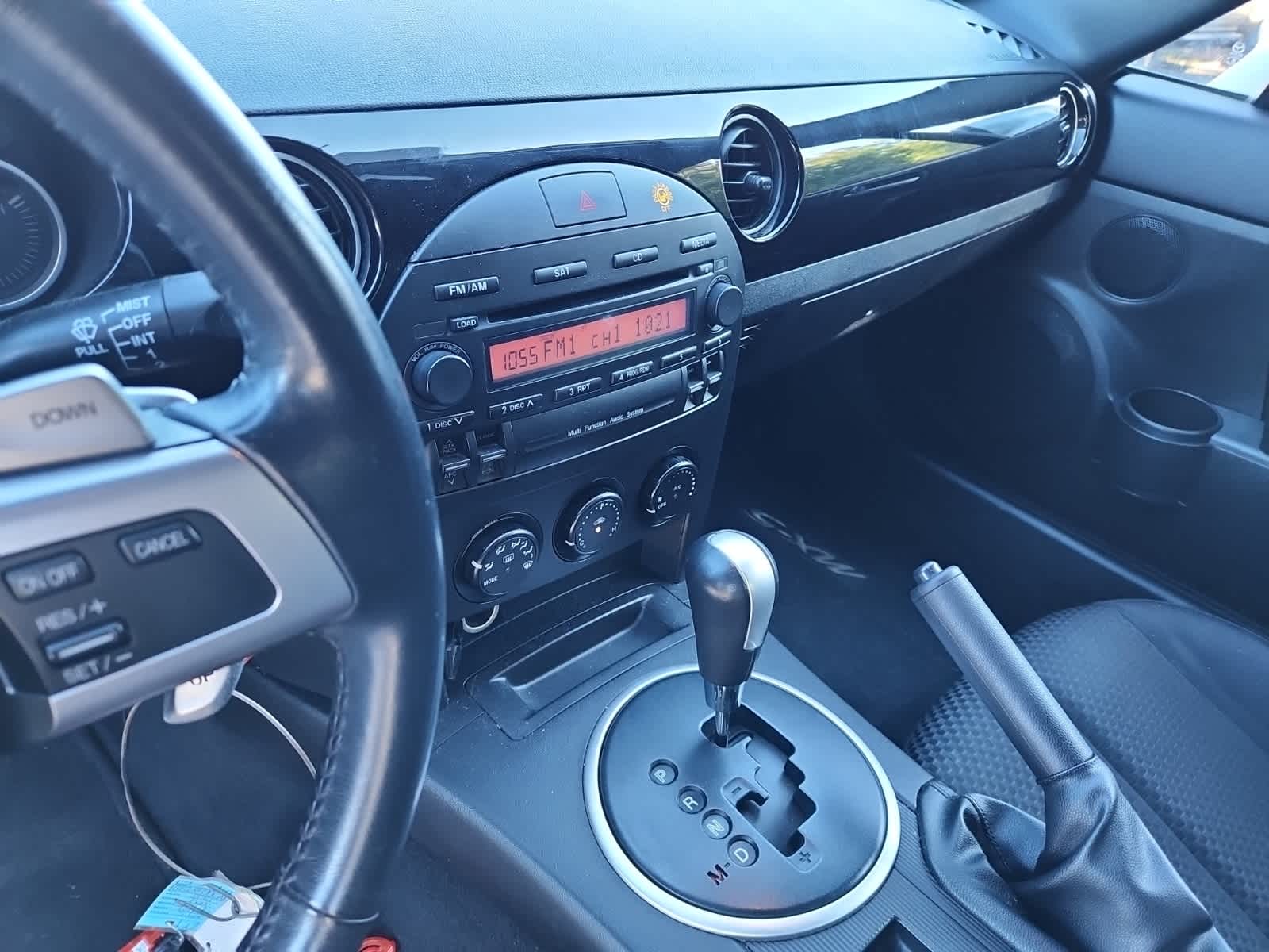 Thumbnail: 2006 Mazda MX-5 Miata - 10