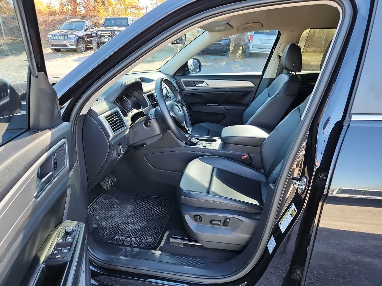 Thumbnail: 2019 Volkswagen Atlas - 15