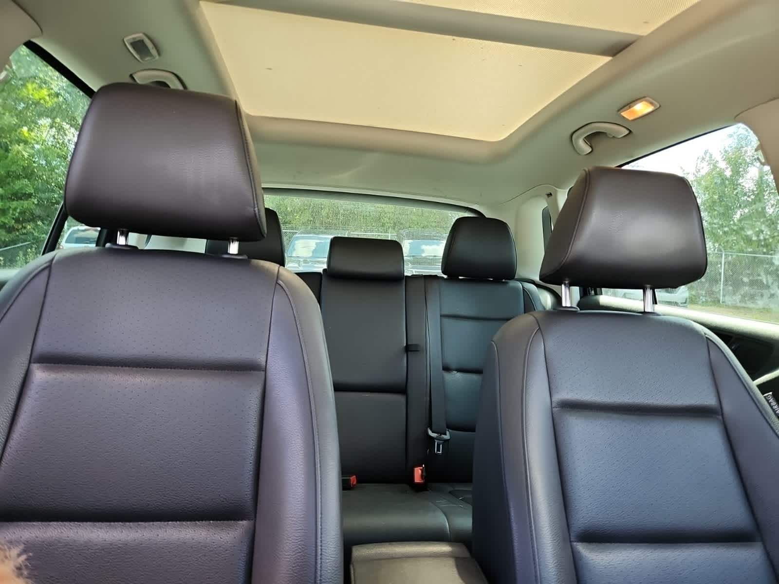 Thumbnail: 2016 Volkswagen Tiguan - 19