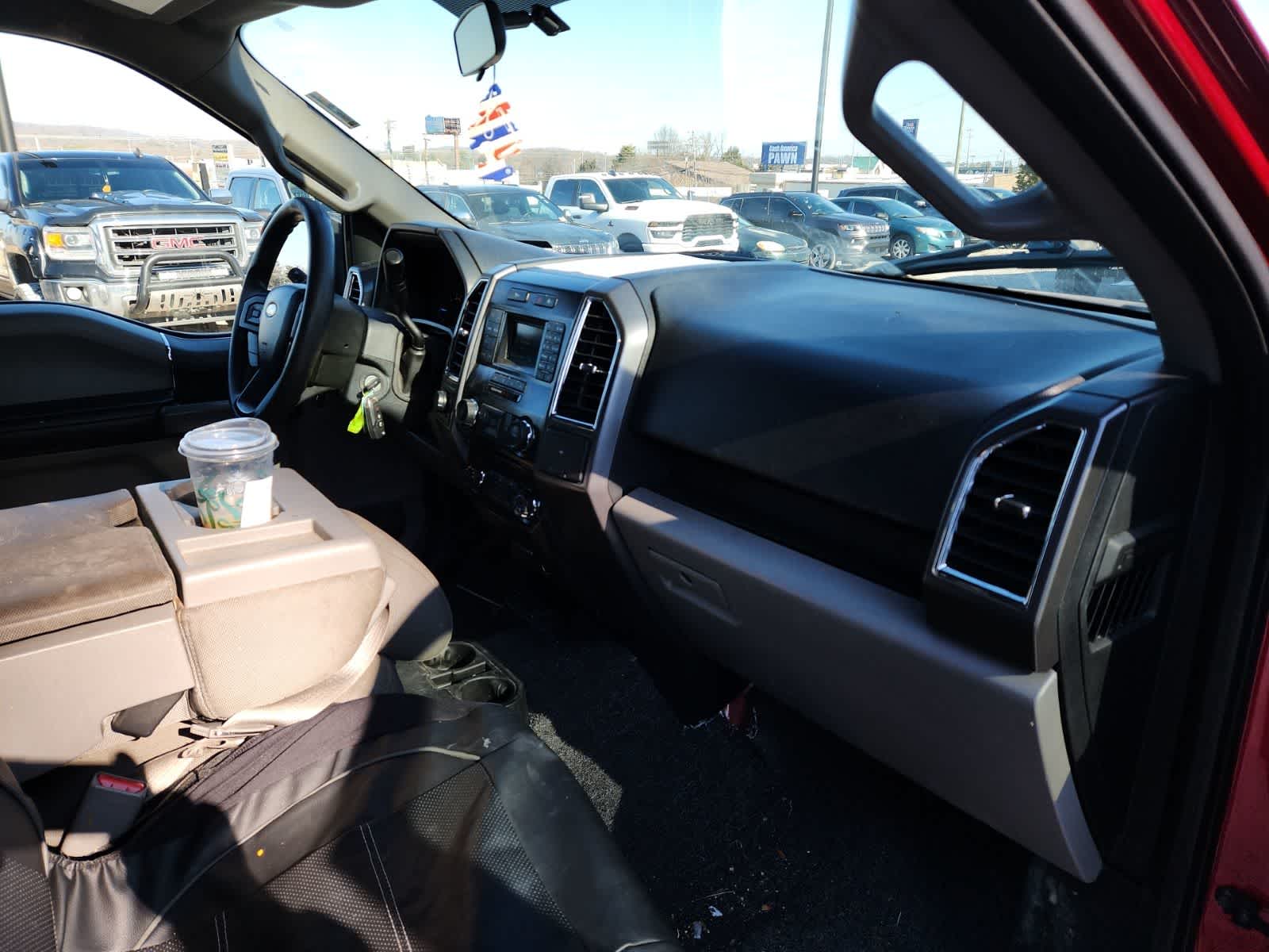 Thumbnail: 2016 Ford F-150 - 17