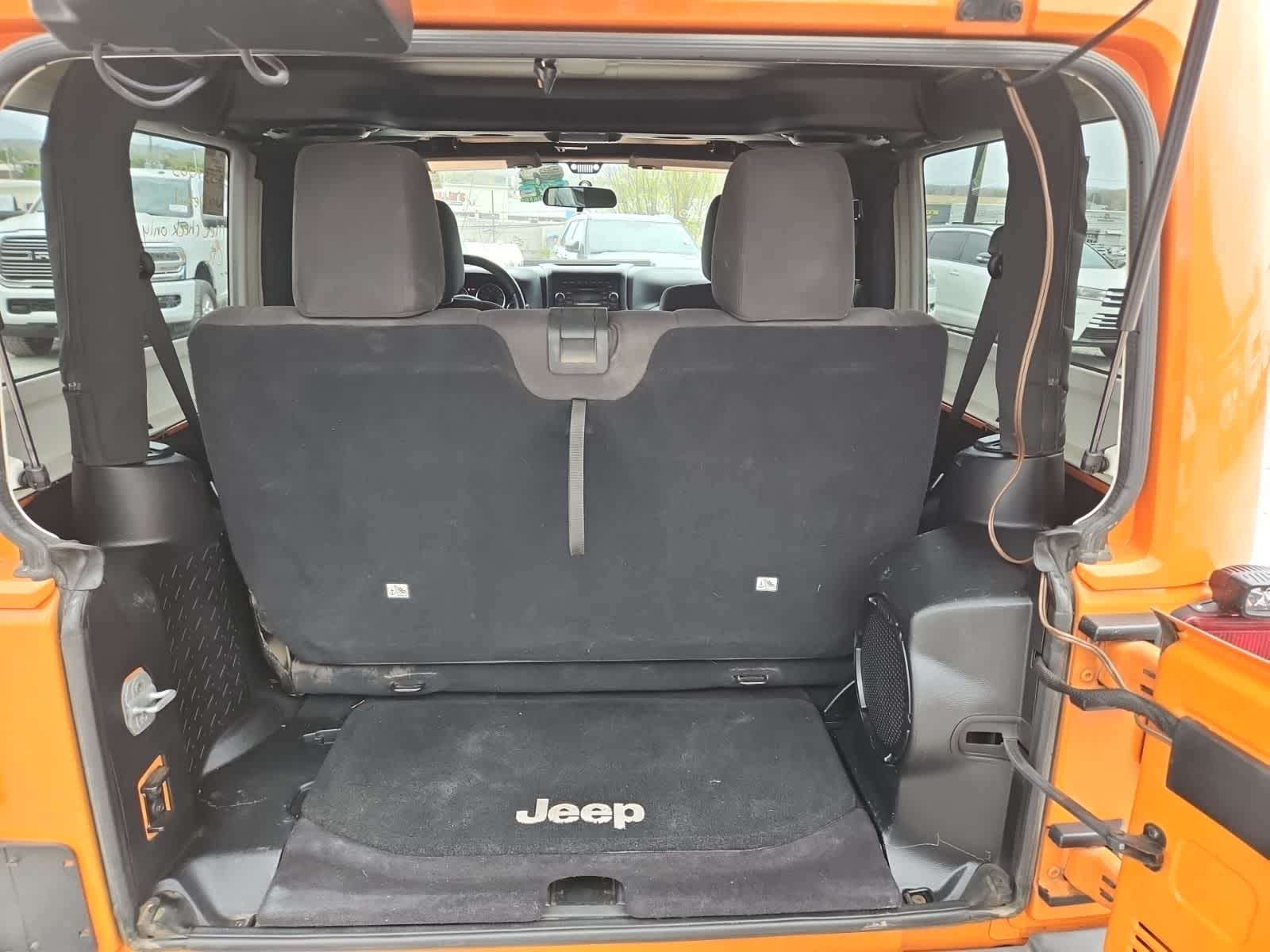 Thumbnail: 2012 Jeep Wrangler - 26