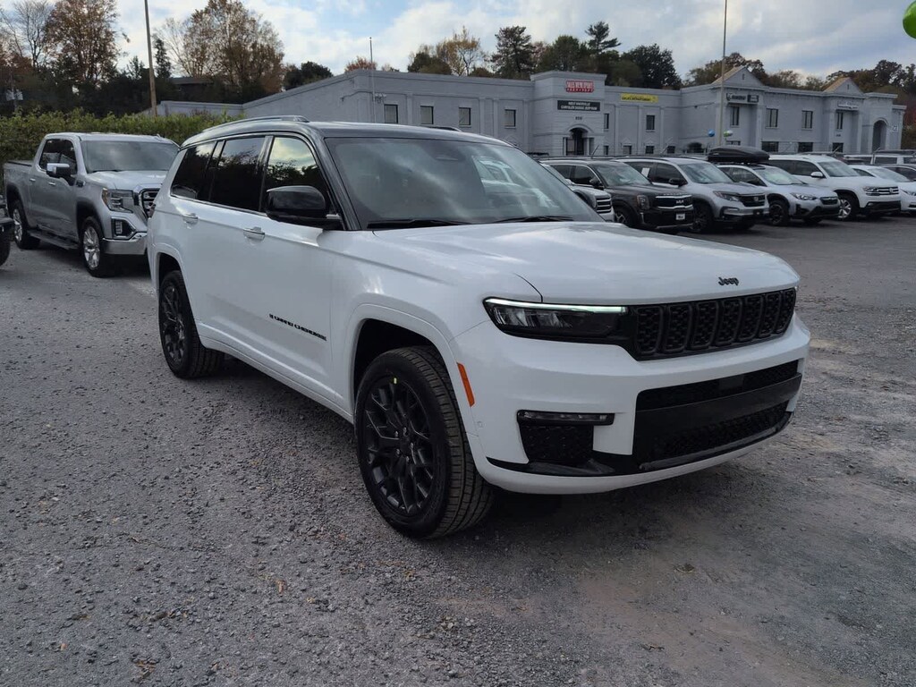 New 2025 Jeep Grand Cherokee L Summit SUV