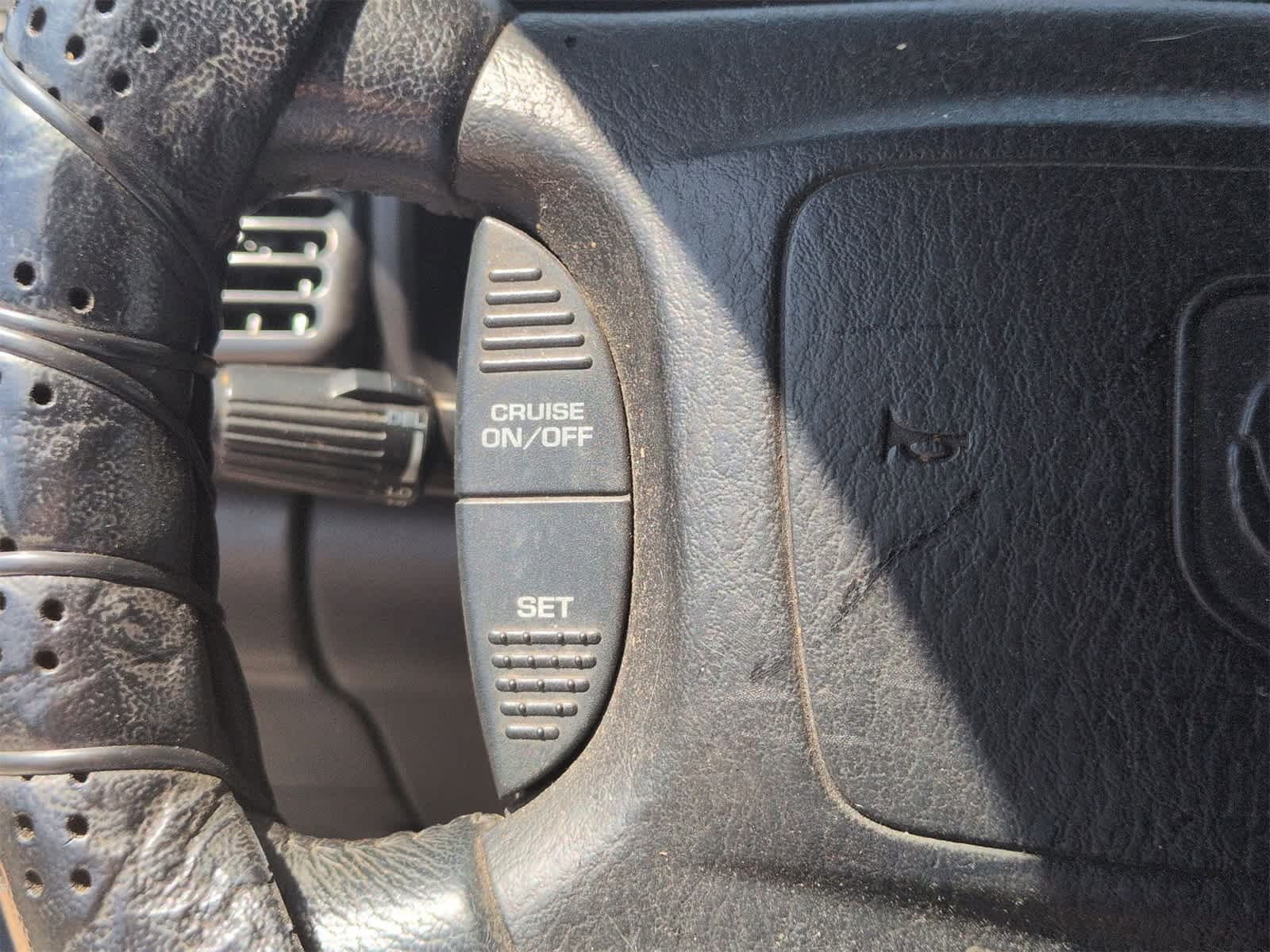 Thumbnail: 2001 Dodge Ram 1500 - 19