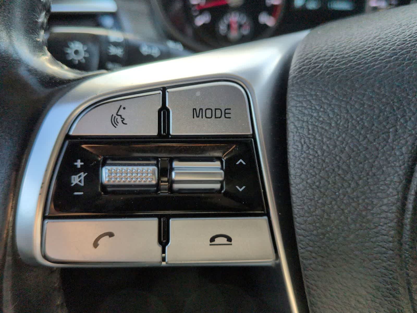 Thumbnail: 2021 Kia Telluride - 24