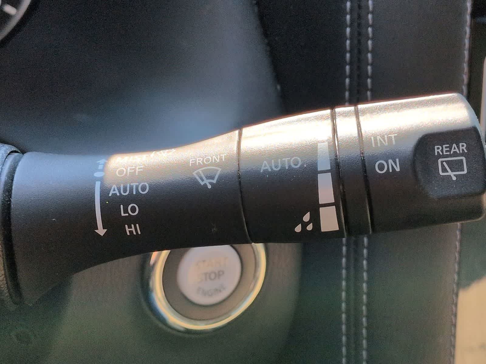 Thumbnail: 2021 Nissan Armada - 25