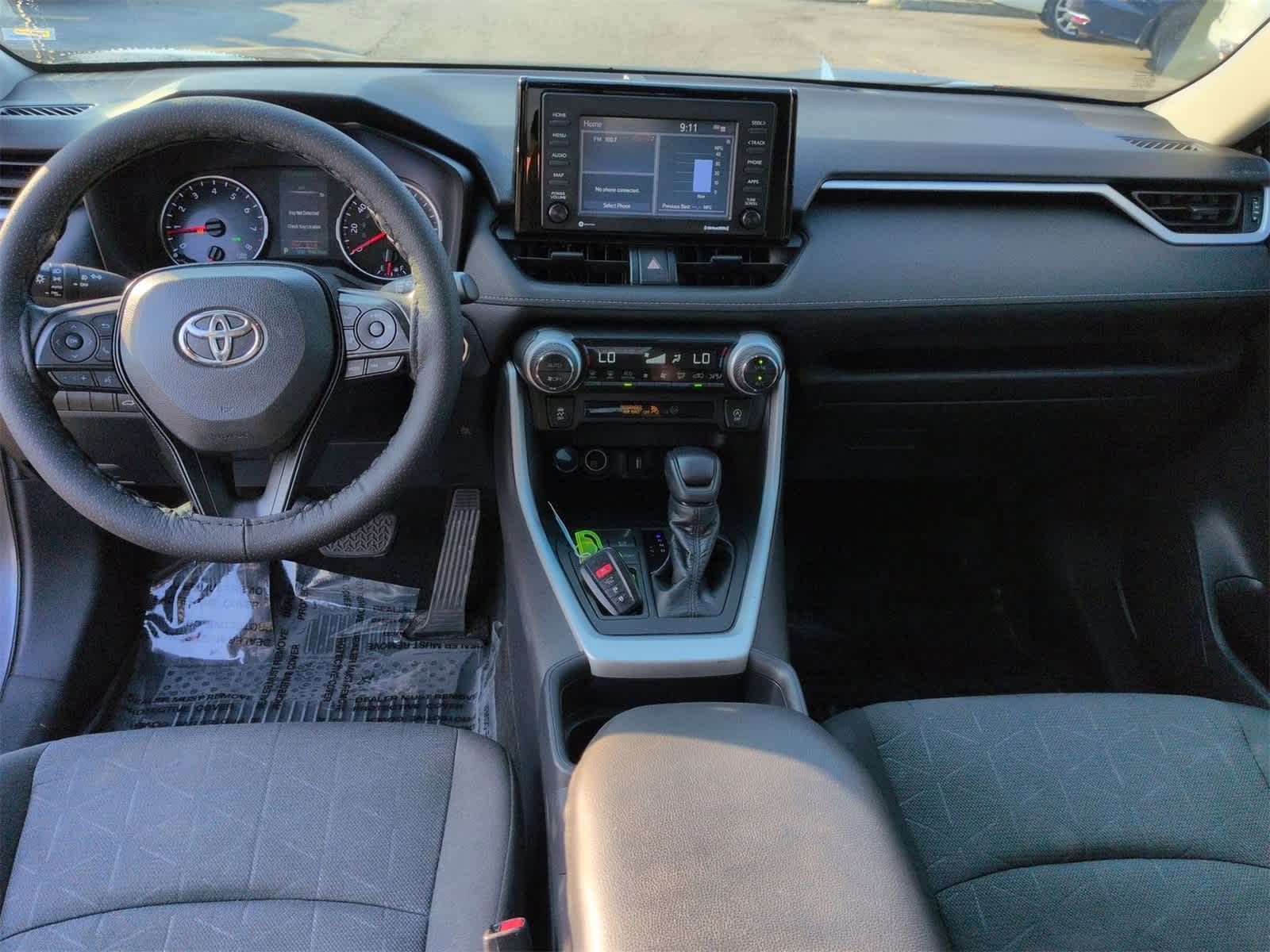 Thumbnail: 2021 Toyota RAV4 - 15