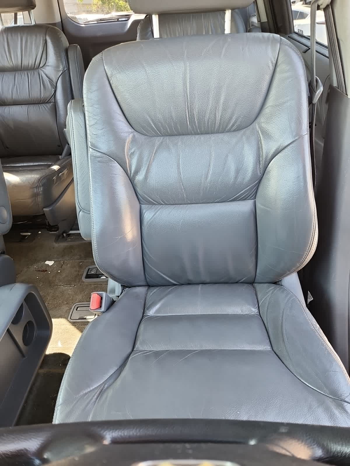 Thumbnail: 2005 Honda Odyssey - 14