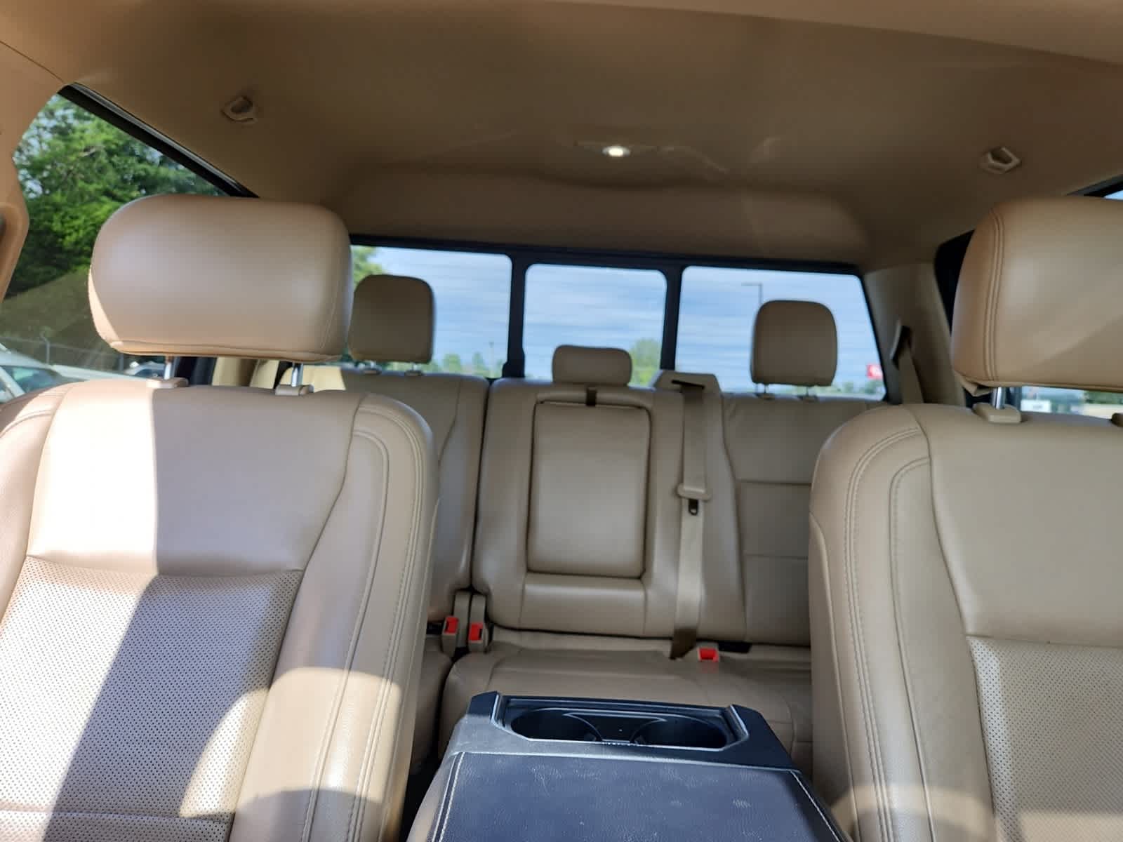 Thumbnail: 2019 Ford Econoline - 21