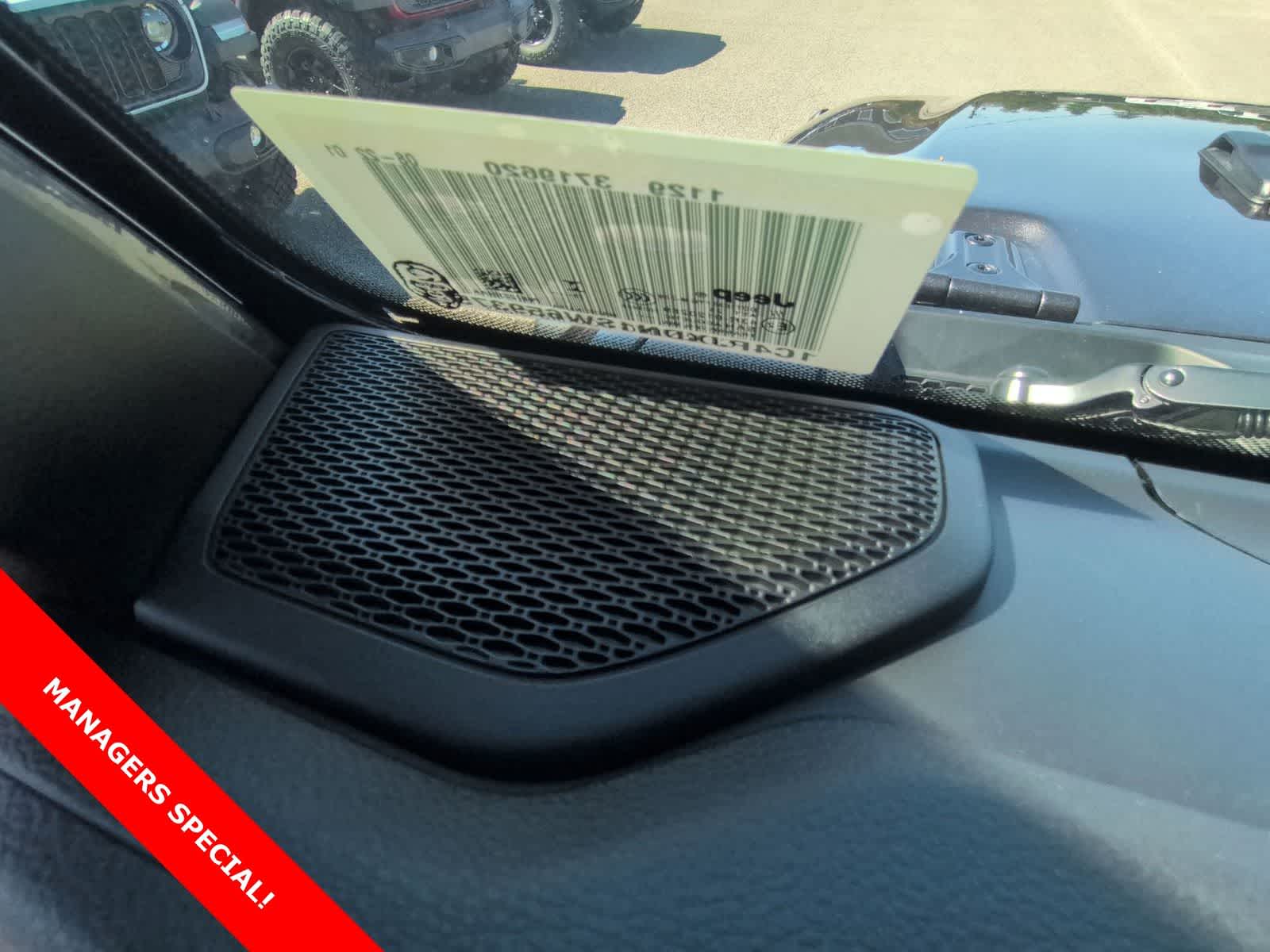 Thumbnail: 2025 Jeep Wrangler - 29